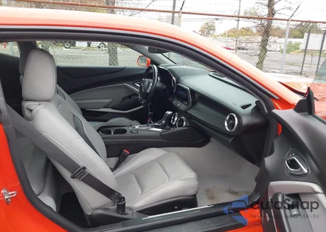 2019 Chevrolet Camaro 3Lt z USA, uszkodzony, nr VIN 1G1FD1RS4K0124244